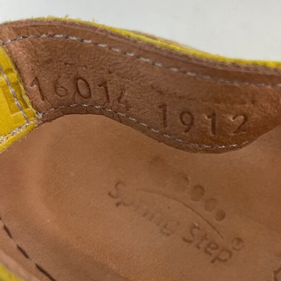 Spring Step Yellow Sandals Size 40 - Picture 4 of 7